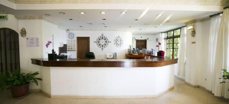 达罗沙海滩米拉乔洛酒店(Mirachoro Praia da Rocha)图片