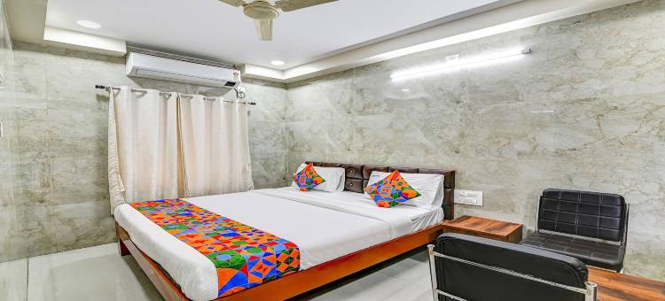 Fabhotel 斯里尼瓦萨旅馆(FabHotel Srinivasa Guest House)图片