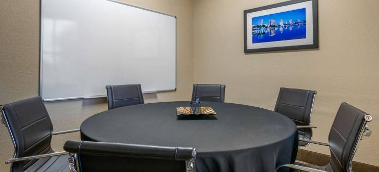 舒适套房酒店-东北/盖特威(Comfort Inn & Suites Northeast - Gateway)图片