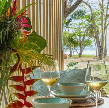 Prime Location Beachfront Homes Hotel Overview