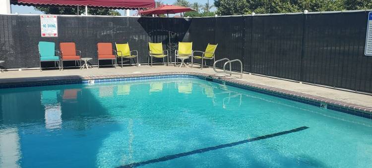 红杉汽车旅馆(Sequoia Inn)图片