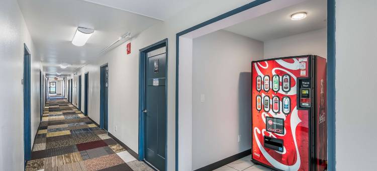 东皮奥里亚美洲最佳价值旅馆(Americas Best Value Inn East Peoria)图片