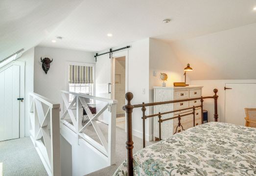 Airy Nantucket Escape in Historic Downtown! Hotel Overview