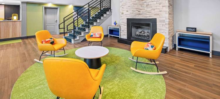 波托马克米尔斯 - 伍德布里奇乡村旅馆&套房(Spark by Hilton Woodbridge)图片