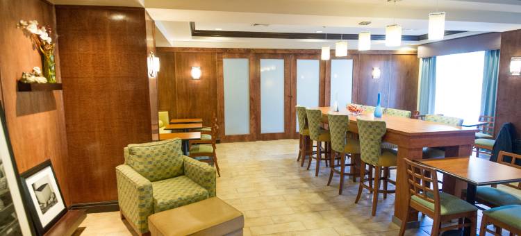 伯瑞特波罗欢朋酒店(Hampton Inn Brattleboro)图片