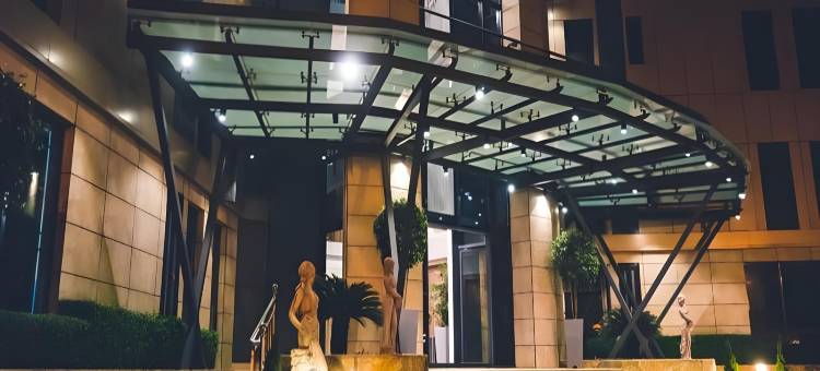 贝拉诺瓦套房公寓(Belanova Apartments and Suites)图片