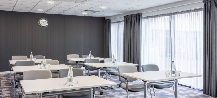 亨伯赛德机场希尔顿欢朋酒店(Hampton by Hilton Humberside Airport)图片