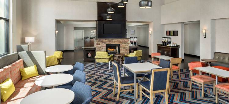 希尔顿欢朋套房酒店-凤凰城17号州际公路欢乐谷(Hampton Inn & Suites Phoenix North/Happy Valley)图片