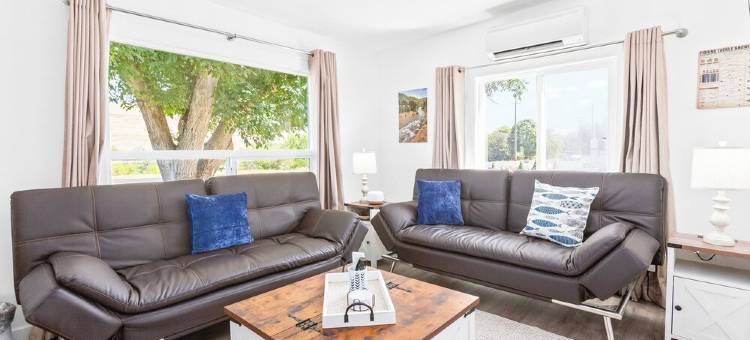 Comfort & River Views! 2-bedroom house in charming Asotin, Washington.图片