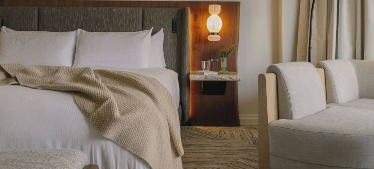 班夫·里姆洛克度假酒店(Rimrock Banff, Emblems Collection)图片