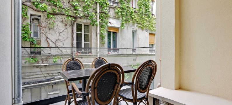 Modern apartment & terrace - 2BR/6P - Near Nation图片