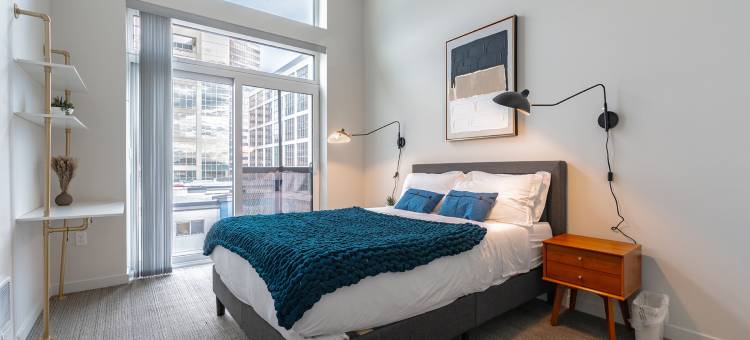 1BR + Den | Gym, Rooftop  | Bellevue | Sophari C图片