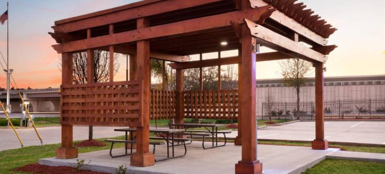 康罗北戴斯套房酒店(Days Inn & Suites by Wyndham Conroe North)图片