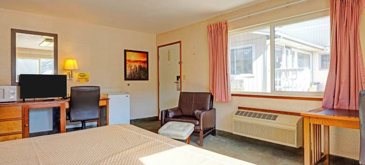 Capital O Stevenson Inn Riverside图片