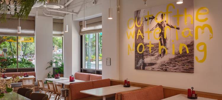 罗默威基基大使酒店(The Ambassador Hotel of Waikiki, Tapestry Collection by Hilton)图片