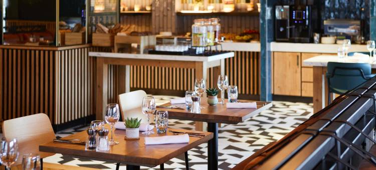 伯明翰机场诺富特酒店(Novotel Birmingham Airport)图片