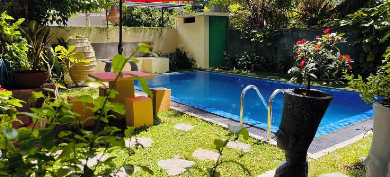 靠近海滩的灵魂别墅和小屋，带泳池(Soul Villas & Cabana Near Beach with Pool)图片