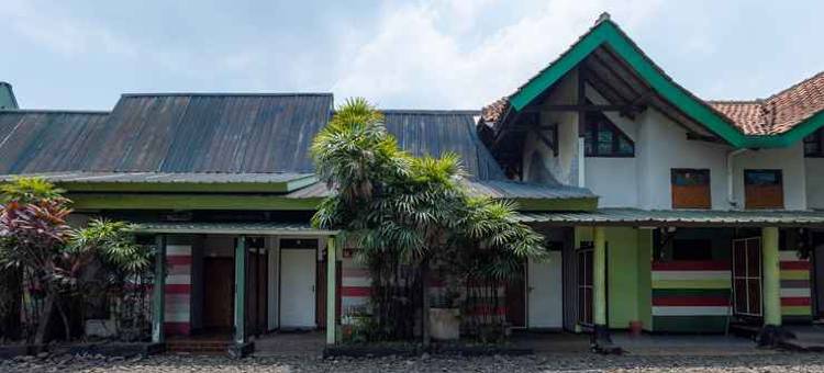 红门Plus酒店-近茂物巴鲁加兰(RedDoorz Plus Near Jalan Baru Bogor)图片