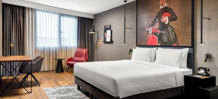 伊兹密尔波尔诺瓦丽笙红酒店(Radisson RED Hotel Izmir Point Bornova)图片