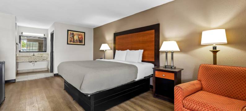 品质酒店里奇兰 - 杰克逊南(Quality Inn Richland - Jackson South)图片