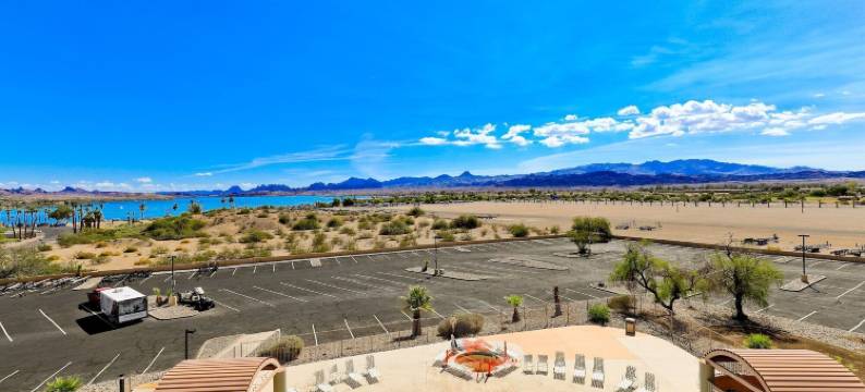 哈瓦苏湖岛屿旅馆酒店(Studio 6 Suites Lake Havasu City, AZ)图片