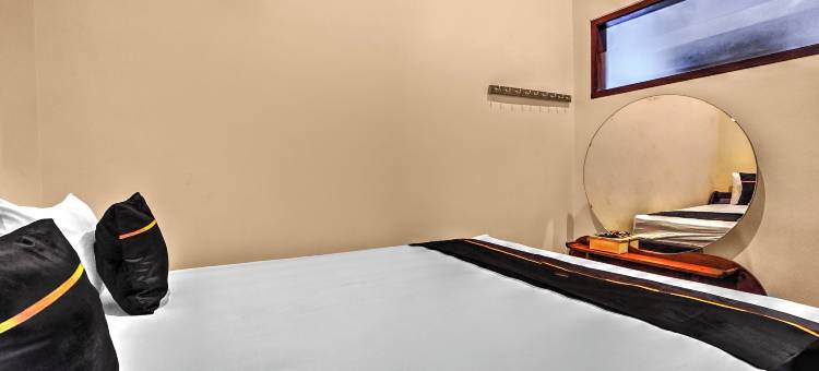 OYO 95211 Duta酒店，巴纽旺宜(OYO 95211 Duta Hotel Banyuwangi)图片