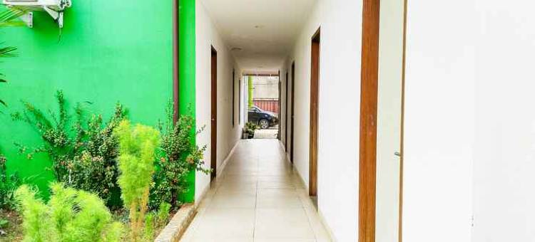 Urbanview DeJati House Jatikramat Bekasi图片