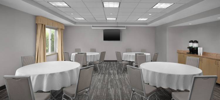 得梅因厄本代尔万豪TownePlace酒店(TownePlace Suites des Moines Urbandale)图片