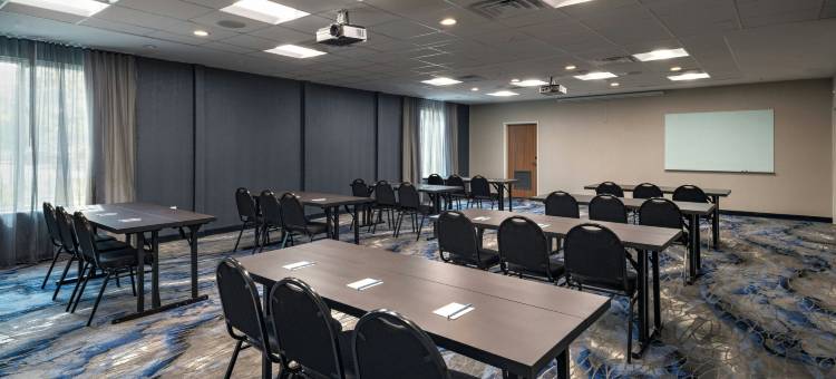 休斯敦密苏里城万枫套房酒店(Fairfield Inn & Suites Houston Missouri City)图片