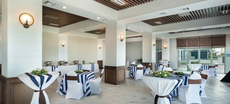 希尔顿代托纳比奇海滨度假村(Hilton Daytona Beach Oceanfront Resort)图片