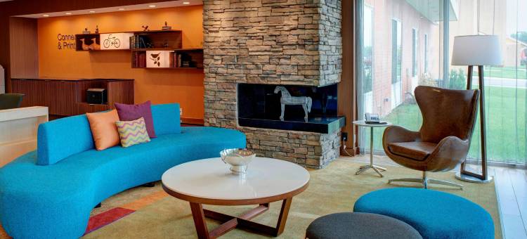 底特律特洛伊万枫酒店及套房(Fairfield Inn & Suites Detroit Troy)图片
