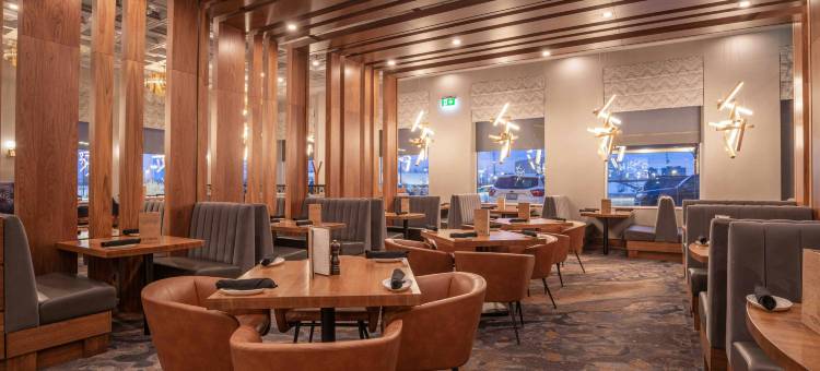 桑德曼签章渥太华机场酒店(Sandman Signature Ottawa Airport Hotel)图片