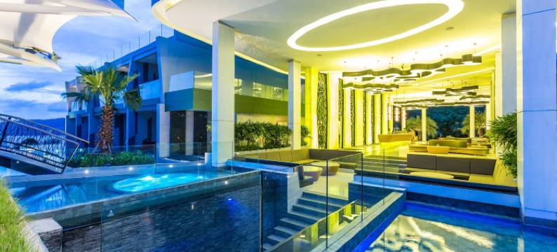 克雷斯特度假村&泳池别墅(Crest Resort & Pool Villas)图片