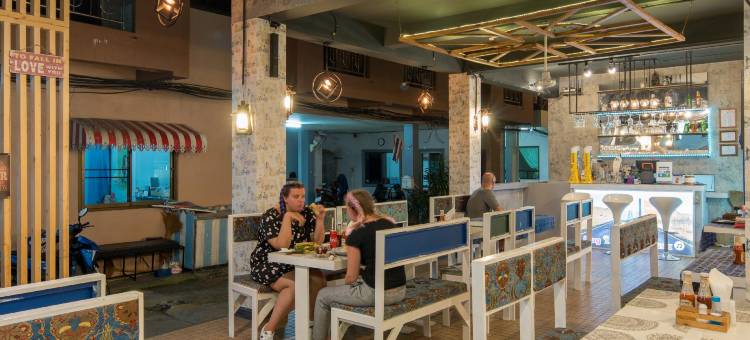 芭东阿玛林酒店(Amarin Hotel Patong)图片
