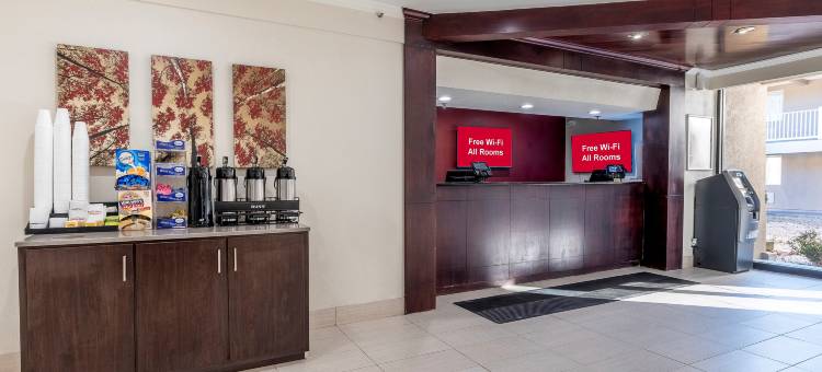 波登镇-麦克迪尔空军基地红顶酒店(Red Roof Inn Bordentown - McGuire AFB)图片