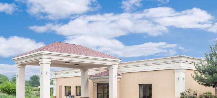 丹维尔速8酒店(Super 8 by Wyndham Danville)图片