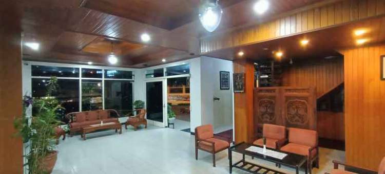 安本苏瑞酒店(Ambun Suri Hotel)图片