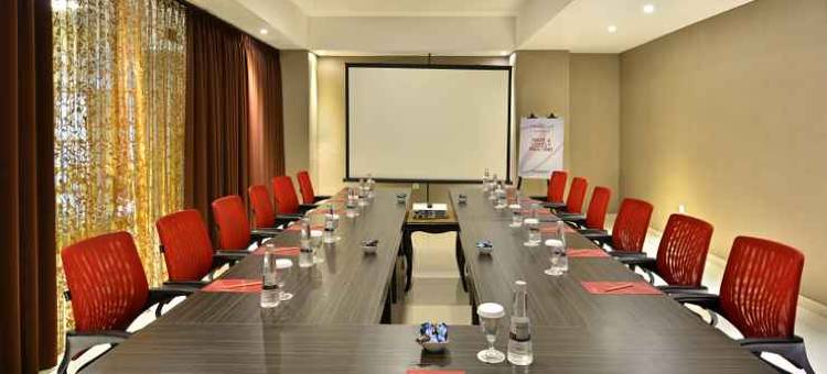 万隆特拉维洛酒店(Travello Hotel Bandung)图片