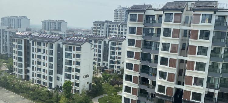 小海螺短租公寓(滨海路分店)图片