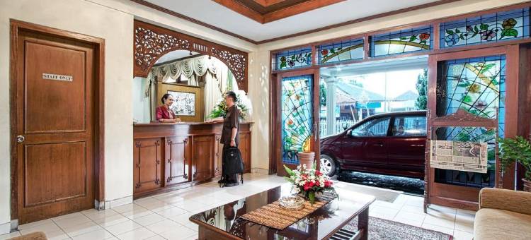 格里亚德库苏马萨希德酒店(Hotel Griyadi Kusuma Sahid)图片