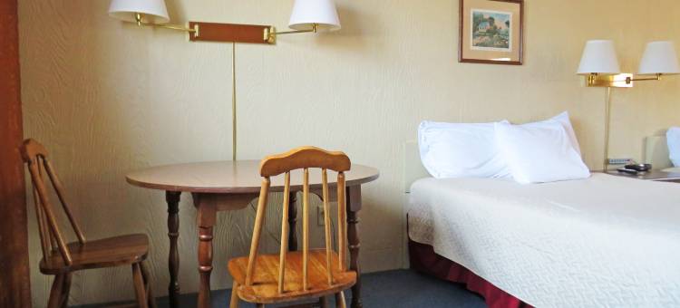 印度头铁木汽车旅馆(Indianhead Ironwood Hotel)图片