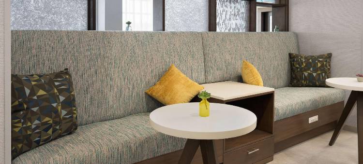 圣地亚哥埃尔卡洪欢朋套房酒店(Hampton Inn & Suites El Cajon San Diego)图片