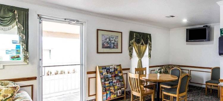 巴特尔斯维尔高速公路 75 号伊克诺旅馆(Econo Lodge Bartlesville Hwy 75)图片