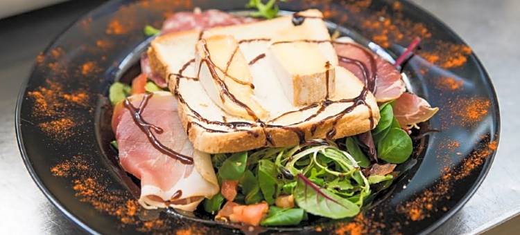 格瑞特第戎南朗维克酒店(Greet Hotel Dijon Sud Longvic)图片