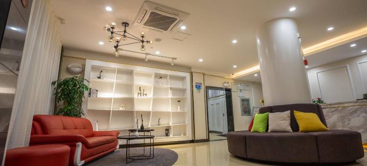 怡莱精品酒店(昆明春城路火车站店)图片