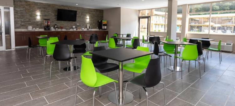 戈尔兹伯勒温德姆速8酒店(Super 8 by Wyndham Goldsboro)图片