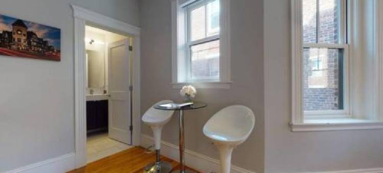 公寓(A Stylish Stay w/ a Queen Bed, Heated Floors.. #22)图片