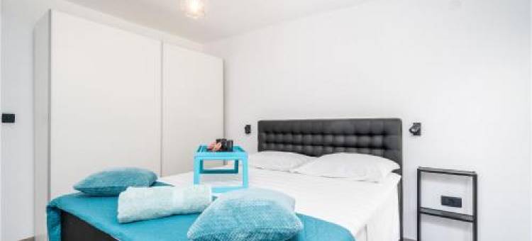 Beautiful Home in Trstenik with Kitchen图片