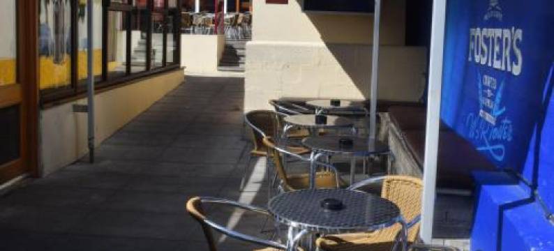 Cheers Cafe Bar & Tavern图片