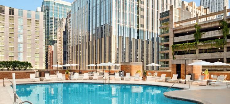 芝加哥壮丽大道希尔顿逸林酒店(DoubleTree by Hilton Chicago Magnificent Mile)图片